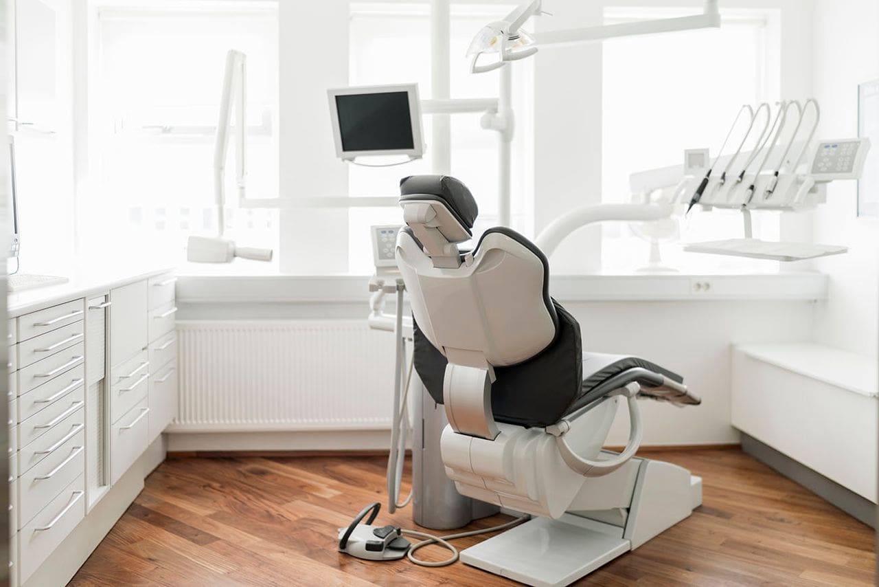 Dentist in Wilmette